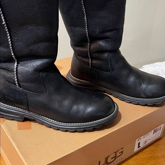UGG Black Brooks Tall Boots size 7 - Picture 4 of 10